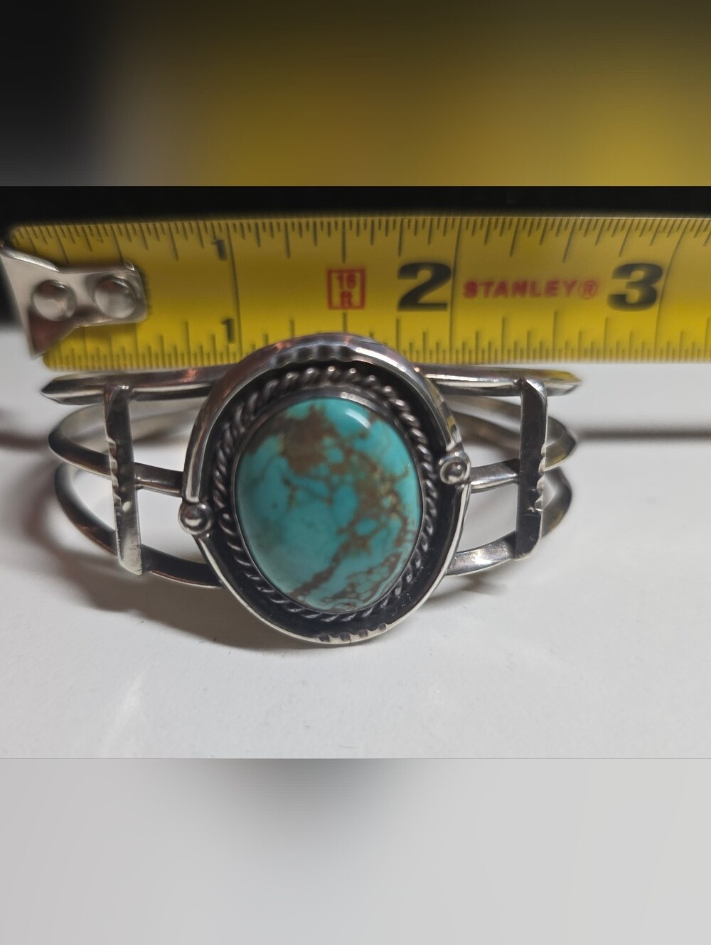 Vintage Navajo Sterling Silver And Number 8 Turquoise Exquisite Cuff Bracelet - Picture 6 of 8